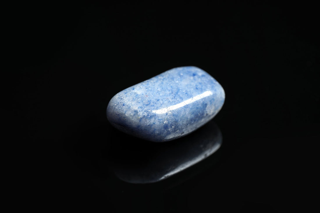 Blue quartz - www.Crystals.eu