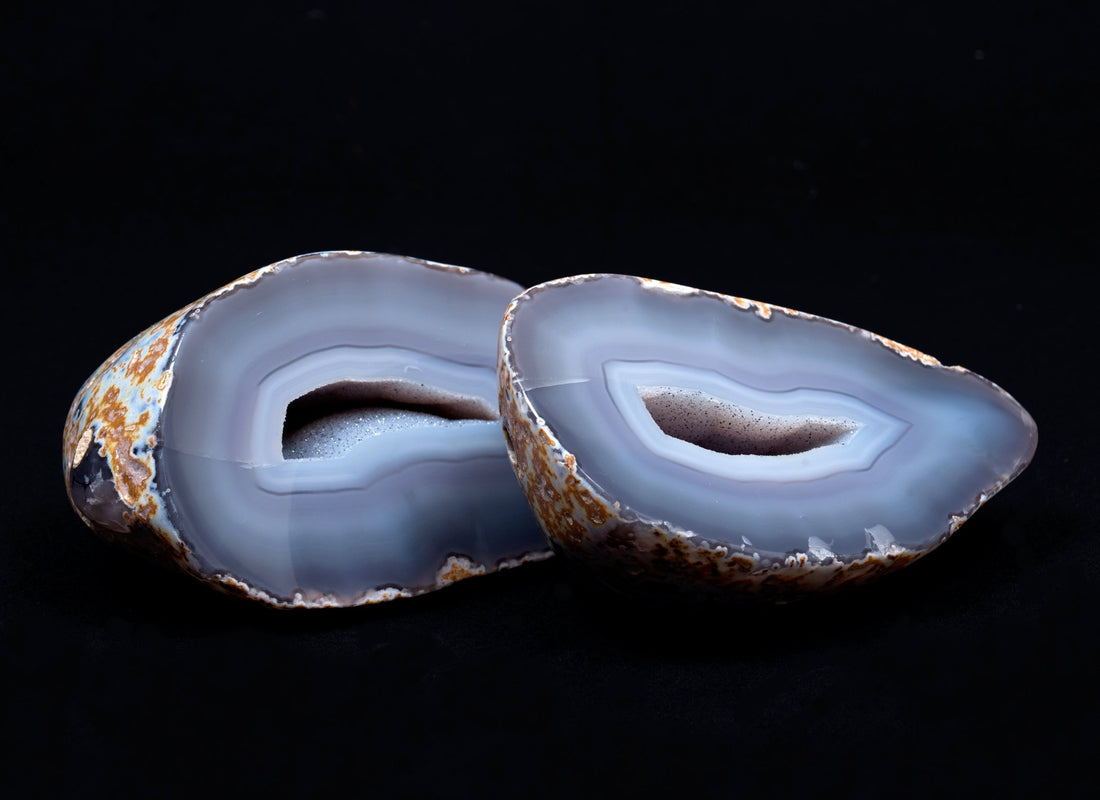 Chalcedony - www.Crystals.eu