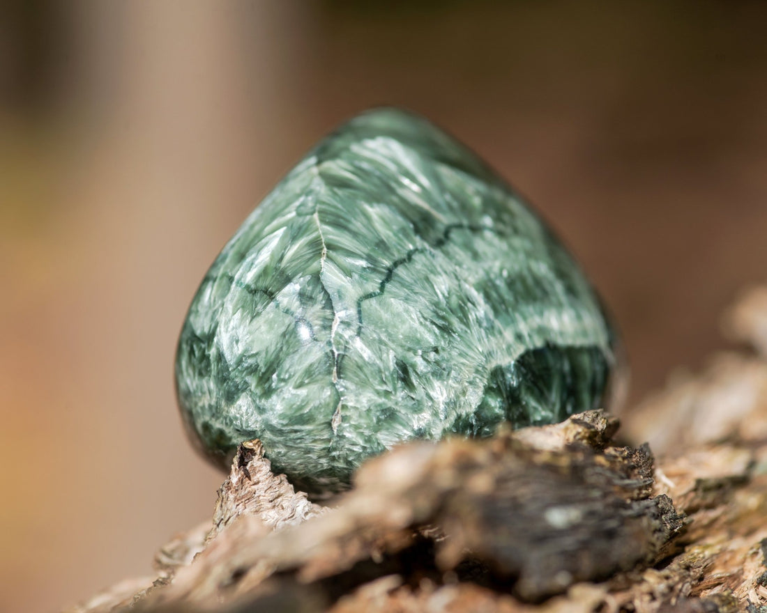 Seraphinite - www.Crystals.eu