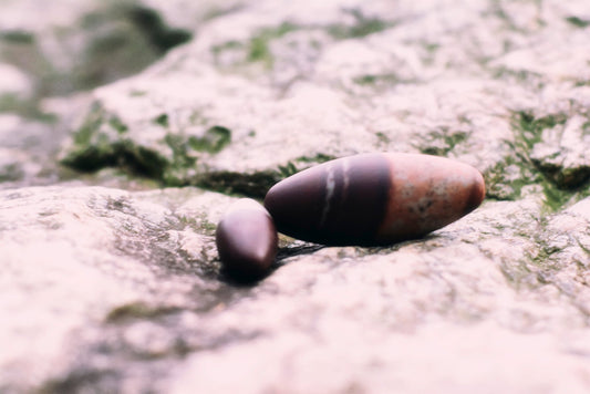 Shiva lingam - www.Crystals.eu