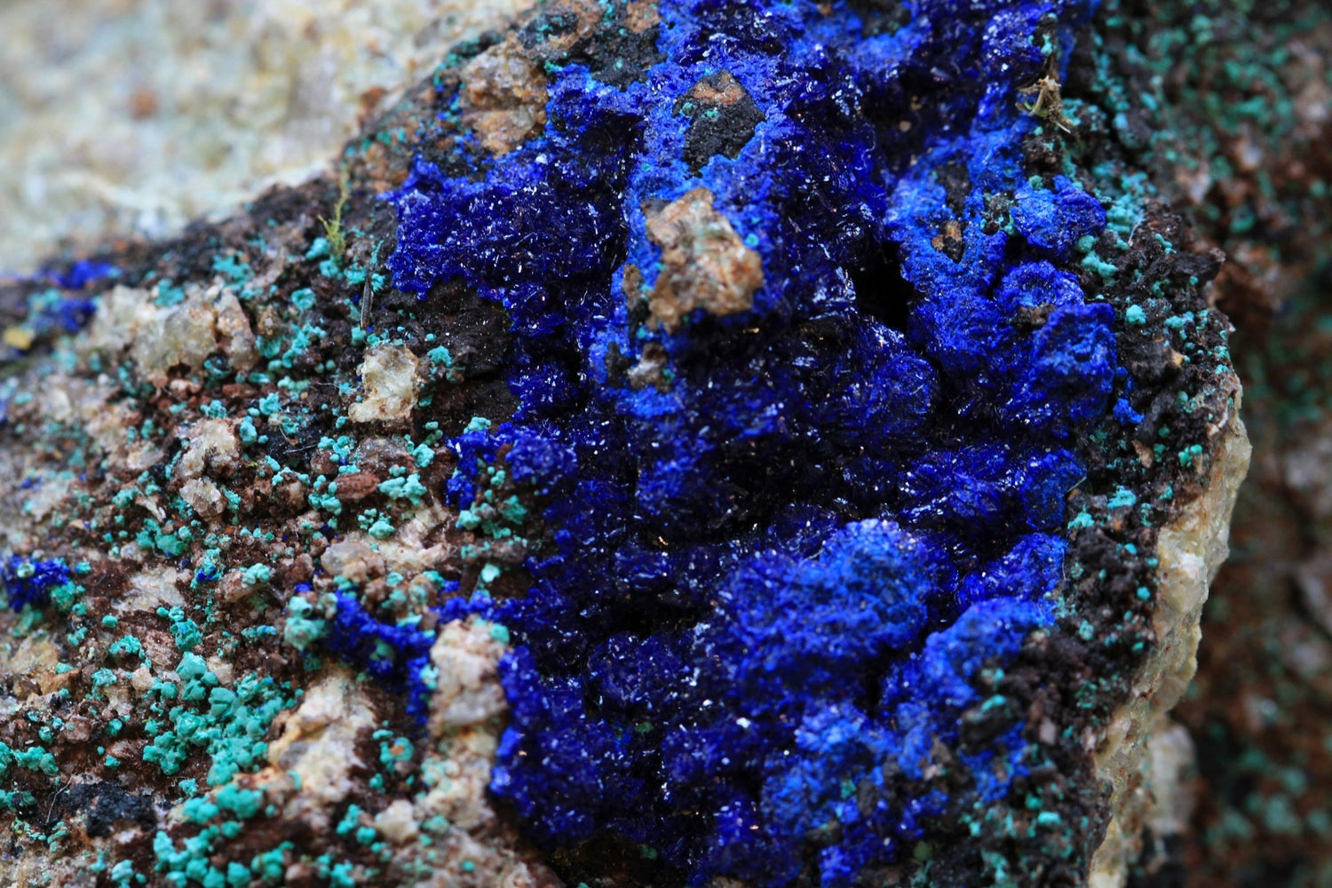 Azurite - www.Crystals.eu