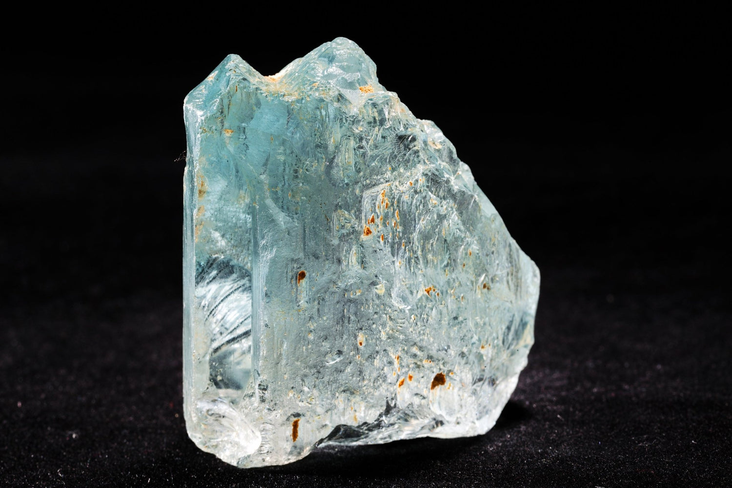 Blue Topaz - www.Crystals.eu