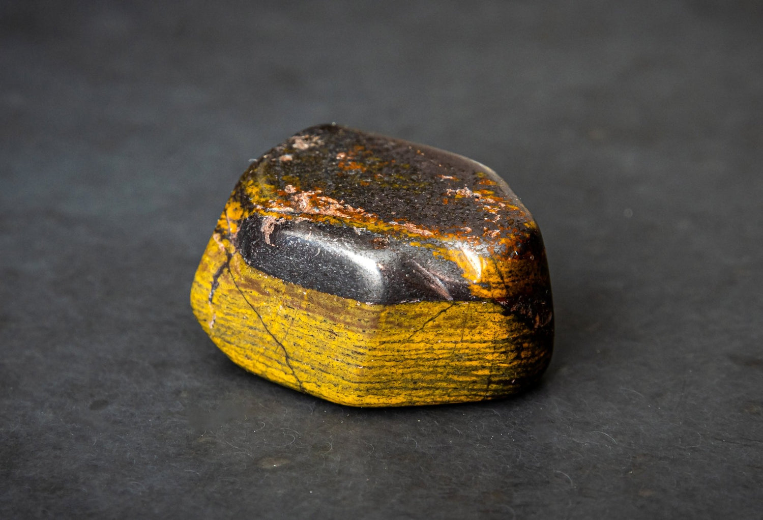 Iron Tiger Eye - www.Crystals.eu