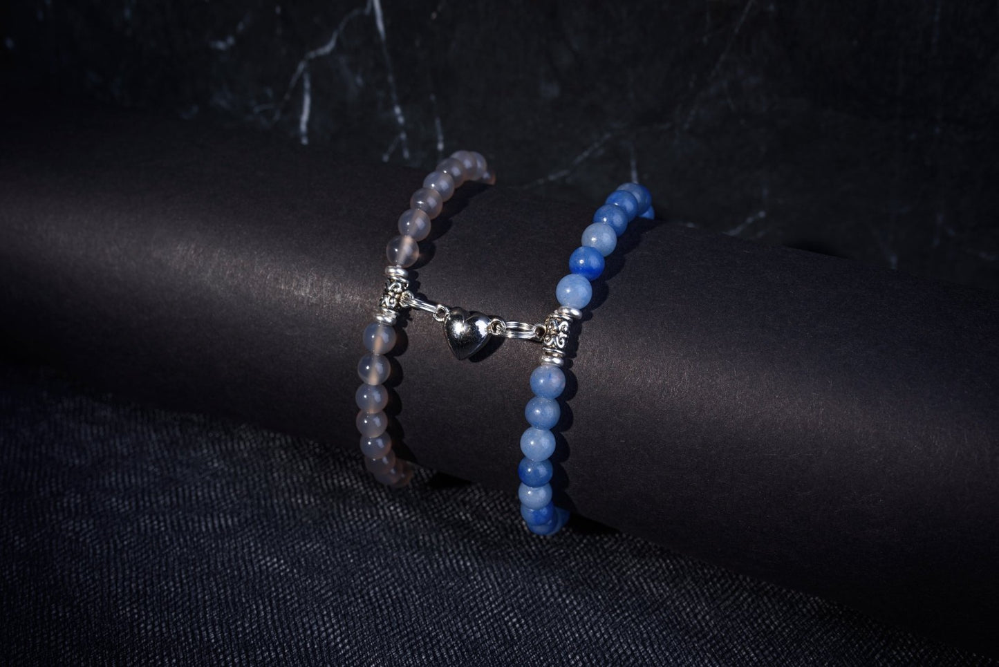 Blue quartz bracelet with silver – Bonding with the heart