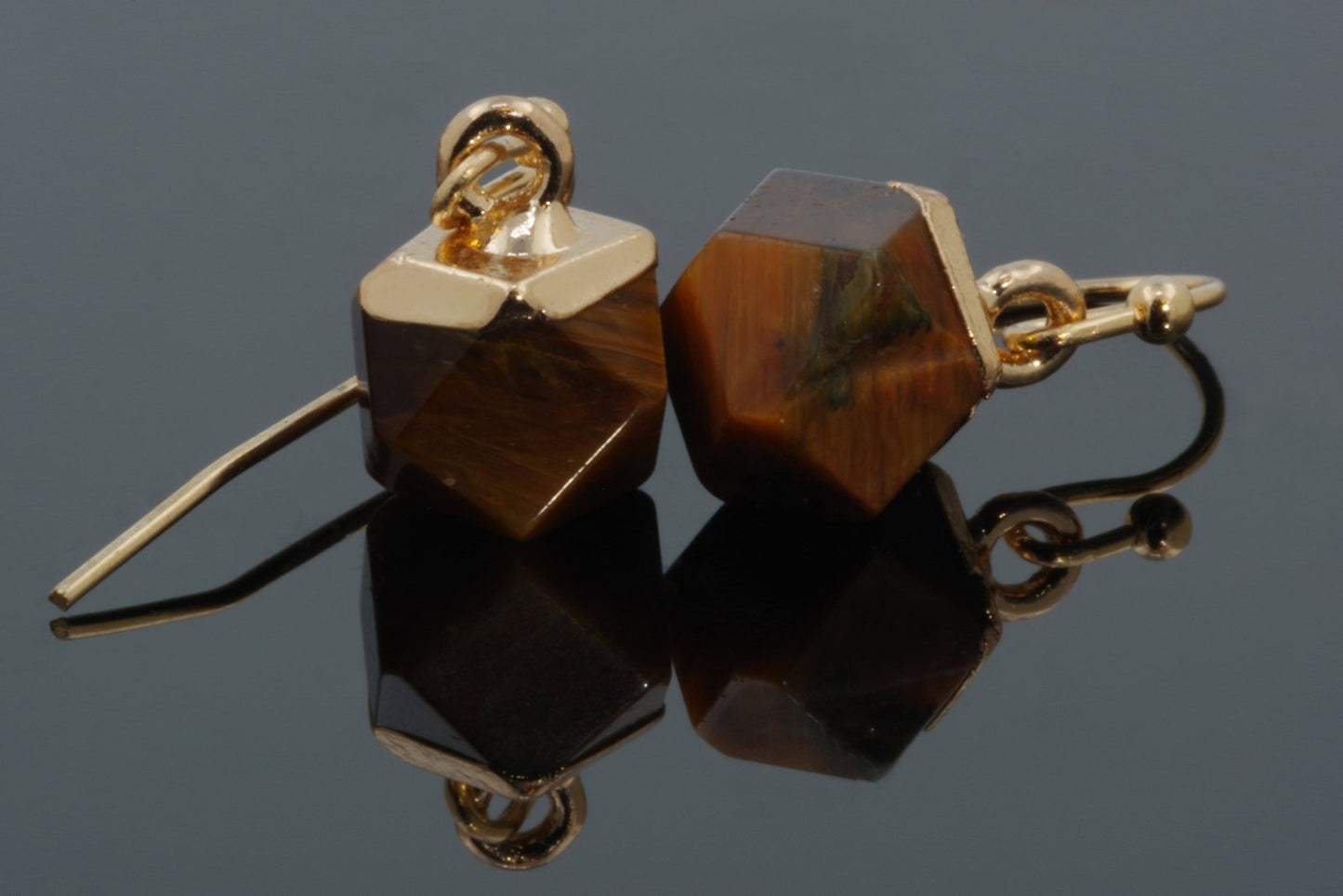 Tiger eye Earrings - Faceted Cube