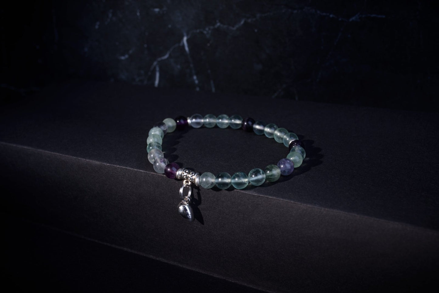 Fluorite bracelet with silver – Bonding with the heart