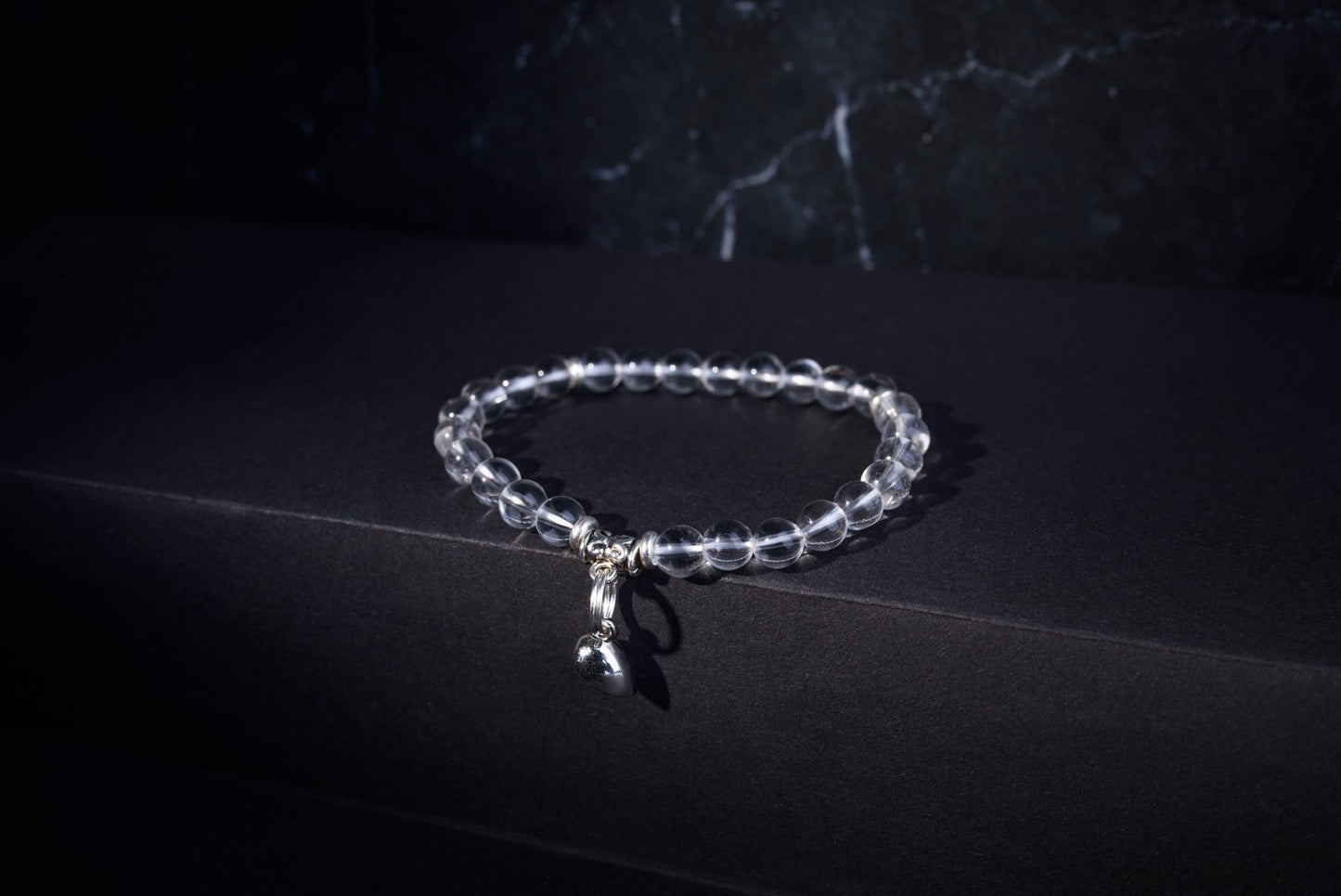 Quartz bracelet with silver – Bonding with the heart