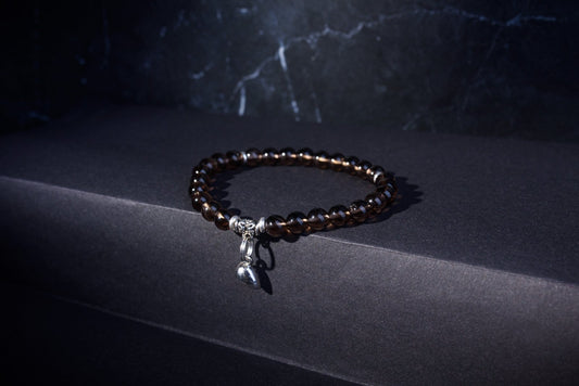 Smoke quartz bracelet with silver – Bonding with the heart