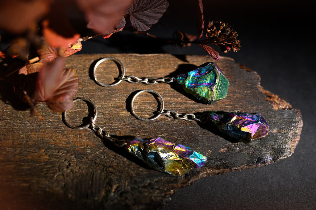 Rainbow hematite keychain – Point