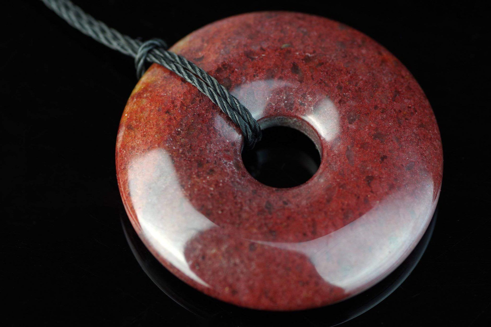 Fire quartz pendant – Donut 30mm